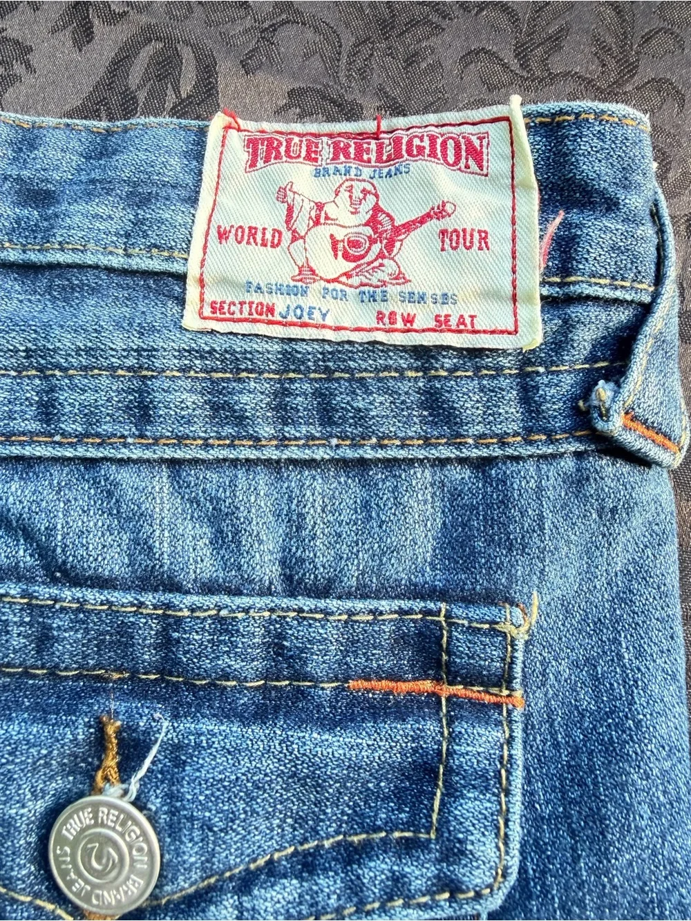 True Religion JOEY limited embroidered jeans
Size 29 inseam 33” - Picture 4 of 8